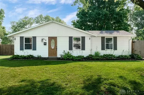 212 Tulip Dr, Dayton, OH 45449