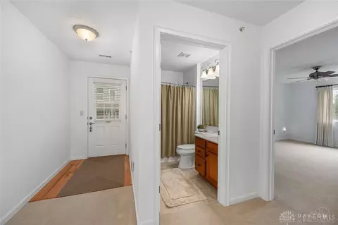 Entry Way - 1348 Shadowood Trl, Maineville, OH 45039 photo 1 of 2