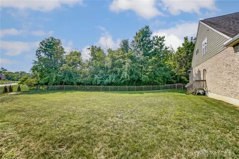 Exterior - 69 Shadow Leaf Dr, Springboro, OH 45066 photo 6 of 6