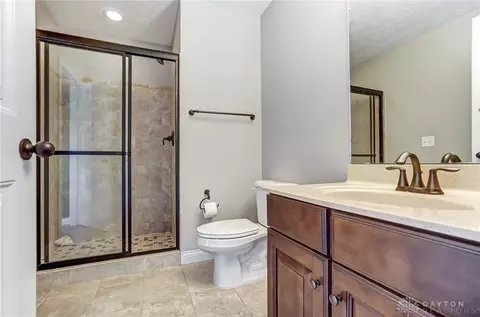 Bath - 69 Shadow Leaf Dr, Springboro, OH 45066 photo 12 of 25