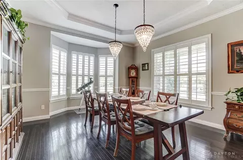 Dining - 69 Shadow Leaf Dr, Springboro, OH 45066 photo 4 of 6