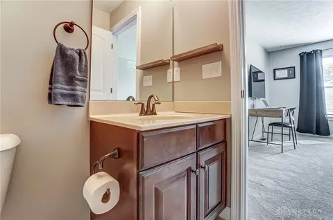 Bath - 69 Shadow Leaf Dr, Springboro, OH 45066 photo 16 of 25