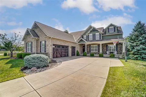 Exterior - 69 Shadow Leaf Dr, Springboro, OH 45066 photo 2 of 6