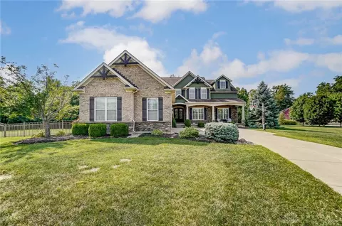 69 Shadow Leaf Dr, Springboro, OH 45066