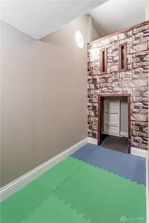 Entry Way - 69 Shadow Leaf Dr, Springboro, OH 45066 photo 11 of 11