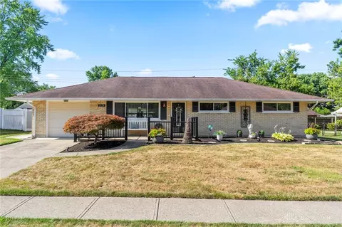 2128 Mattis Dr, Dayton, OH 45439