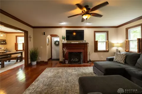 Living - 504 Northwood Dr, Springfield, OH 45504 photo 1 of 1
