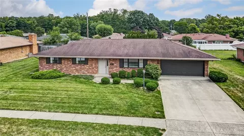 6432 Woodville Dr, Dayton, OH 45414