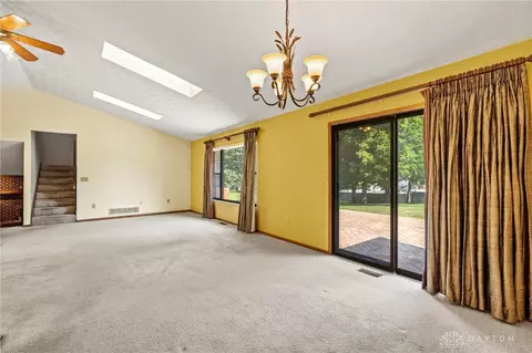 3694 Aftonshire Dr, Beavercreek, OH 45430 photo 10