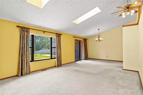 3694 Aftonshire Dr, Beavercreek, OH 45430 photo 7