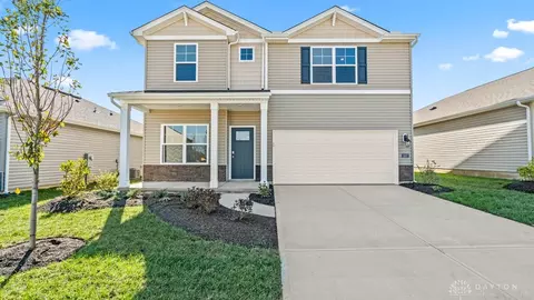 1937 Snowy Ln, Oxford, OH 45056
