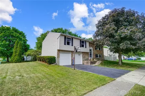 2400 Chaffman Ct, Miamisburg, OH 45342