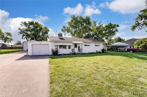 6684 Evelyn Dr, Middletown, OH 45042
