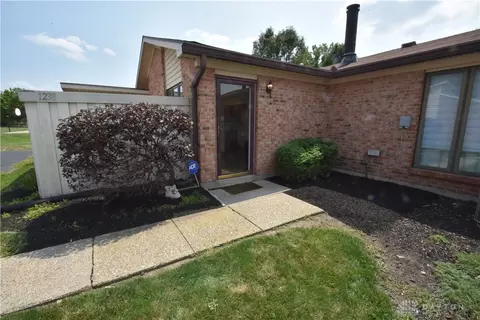 1238 Hollowbrook Dr #1238, Dayton, OH 45458