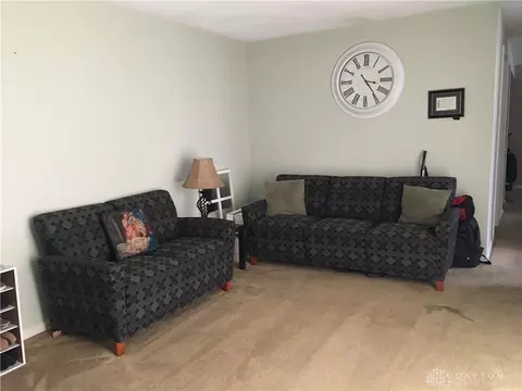 5095 Well Fleet Dr, Dayton, OH 45426