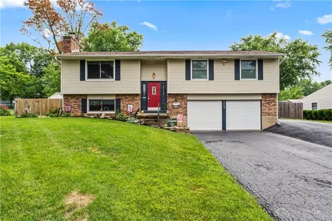 1440 Meadow Moor Dr, Dayton, OH 45434