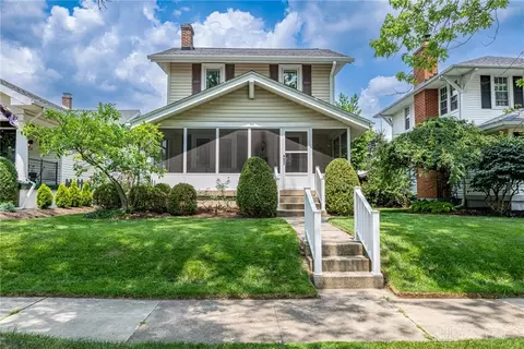 225 Peach Orchard Ave, Oakwood, OH 45419