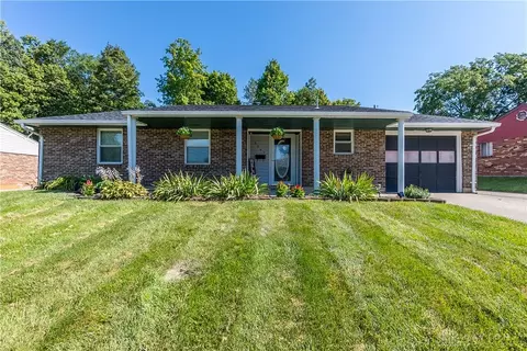 6567 Highbury Rd, Dayton, OH 45424