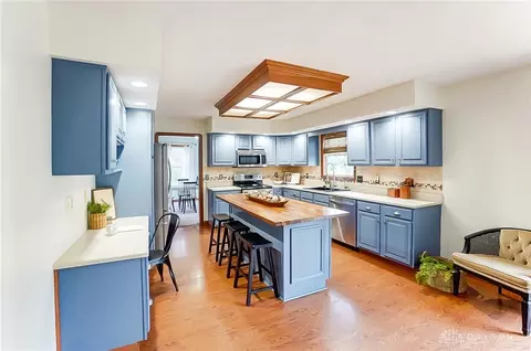 Kitchen - 3236 Windy Ridge Dr, Springfield, OH 45502 photo 1 of 5