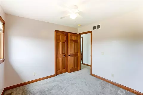 Bedroom - 3236 Windy Ridge Dr, Springfield, OH 45502 photo 4 of 7