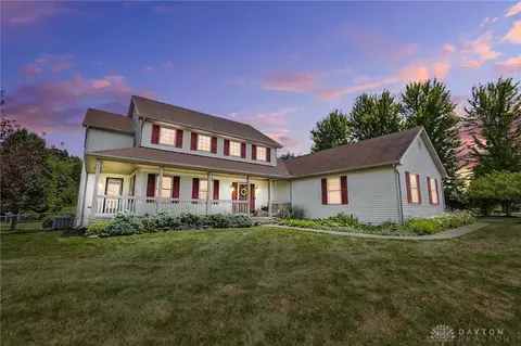 3236 Windy Ridge Dr, Springfield, OH 45502