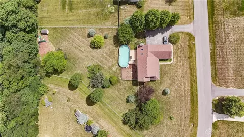 View/Area - 3236 Windy Ridge Dr, Springfield, OH 45502 photo 2 of 3