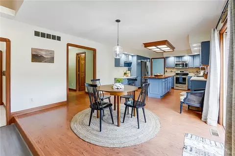 Dining - 3236 Windy Ridge Dr, Springfield, OH 45502 photo 1 of 4