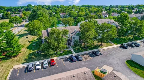1520 Lake Pointe Way #2, Dayton, OH 45459