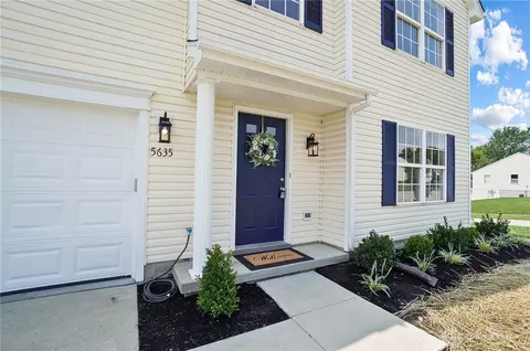 Exterior - 5635 Stone Path Dr, Middletown, OH 45042 photo 3 of 5