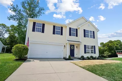 Exterior - 5635 Stone Path Dr, Middletown, OH 45042 photo 2 of 5