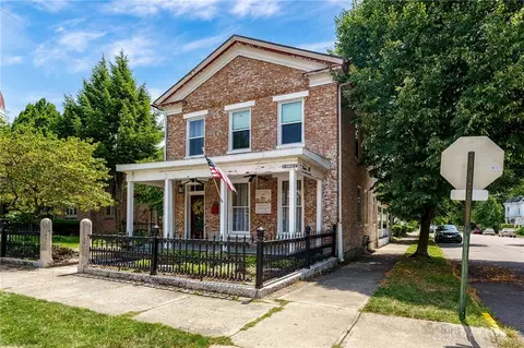 122 W Franklin St, Troy, OH 45373