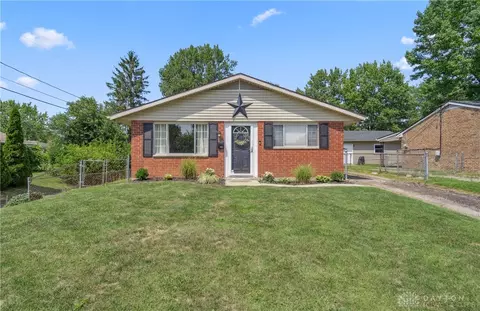 1462 Arrowhead Trl, Xenia, OH 45385