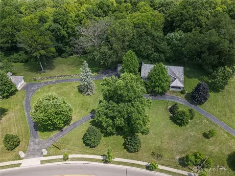 410 S Linden Ave, Miamisburg, OH 45342