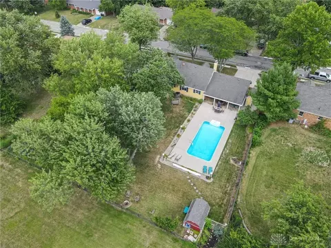 271 Maple Ave, Centerville, OH 45459 photo 2
