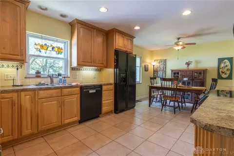 271 Maple Ave, Centerville, OH 45459 photo 12