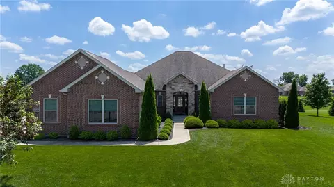 Exterior - 1068 Windmill Ct, Troy, OH 45373 photo 1 of 24
