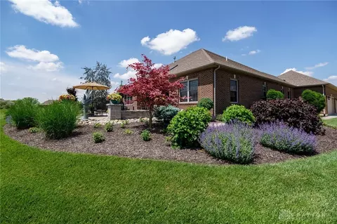 Exterior - 1068 Windmill Ct, Troy, OH 45373 photo 11 of 24