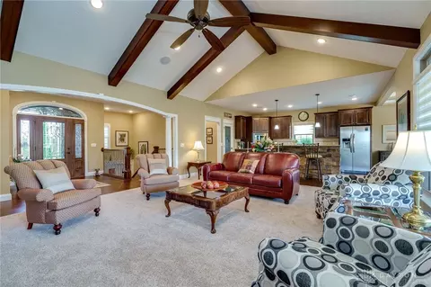 Living - 1068 Windmill Ct, Troy, OH 45373 photo 3 of 9