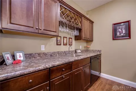 Kitchen - 1068 Windmill Ct, Troy, OH 45373 photo 10 of 10