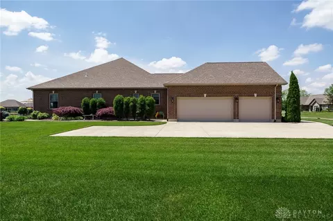 Exterior - 1068 Windmill Ct, Troy, OH 45373 photo 21 of 24