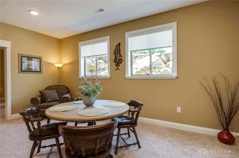 Dining - 1068 Windmill Ct, Troy, OH 45373 photo 4 of 5