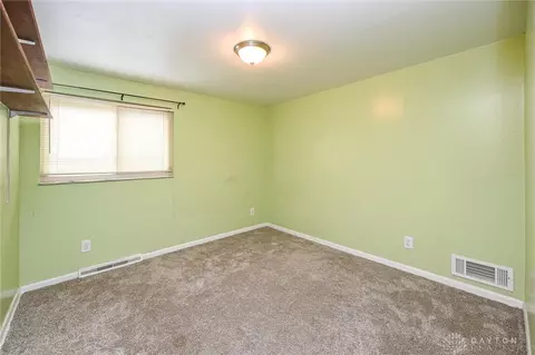 Bedroom - 8678 Elmtree Ave, Springfield, OH 45231 photo 7 of 12