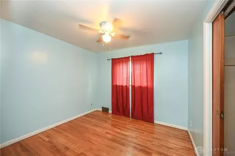 Bedroom - 8678 Elmtree Ave, Springfield, OH 45231 photo 3 of 12