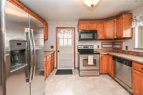 Kitchen - 8678 Elmtree Ave, Springfield, OH 45231 photo 1 of 3