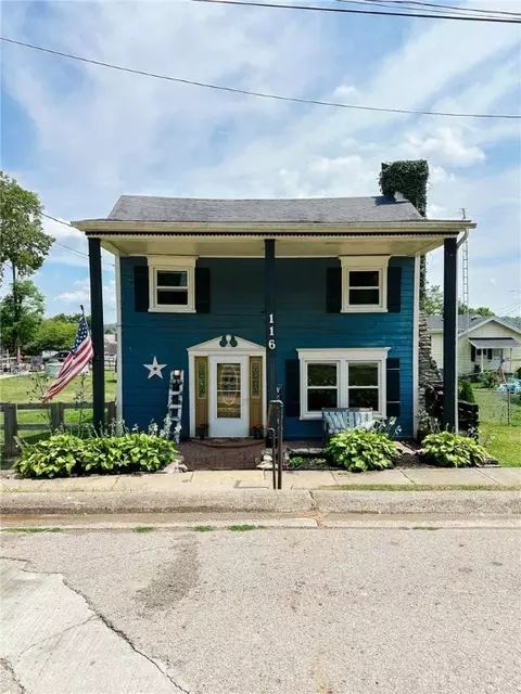 116 N 3rd St, Waynesville, OH 45068