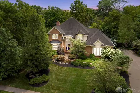 10178 Park Edge Dr, Dayton, OH 45458