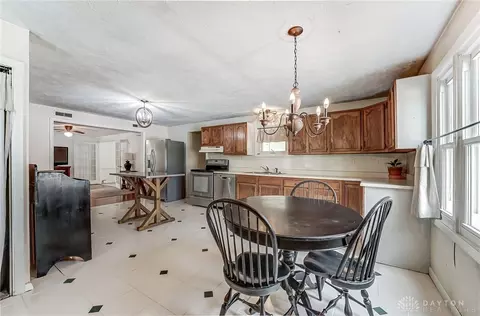 50 E Mill St, Springboro, OH 45066 photo 9