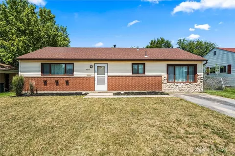5075 Hackett Dr, Dayton, OH 45417