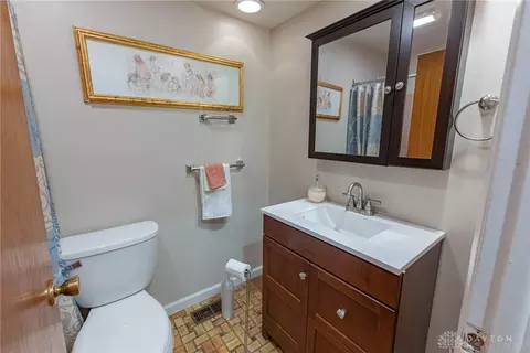 4725 Briar Knoll Dr, Kettering, OH 45429 photo 24