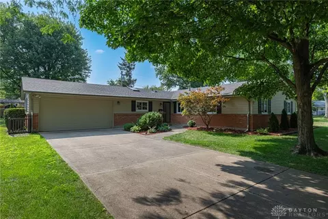 4725 Briar Knoll Dr, Kettering, OH 45429 photo 38